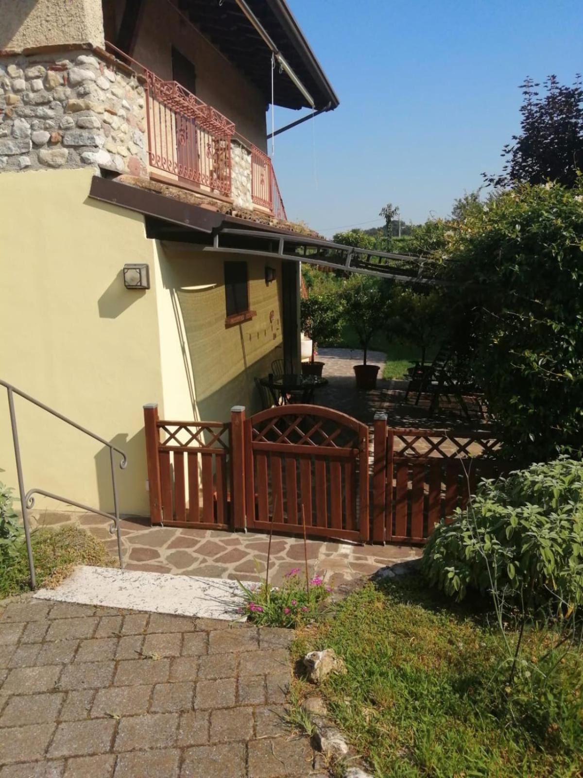 Hill House Apartment Lonato Exterior photo